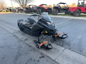 2024 SKI-DOO 0 SNOWMOBILE Ontario OR 4C131 1