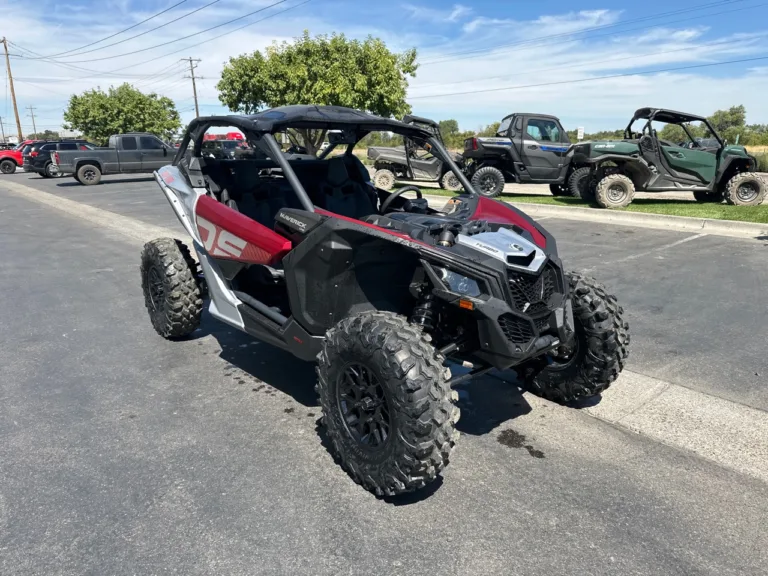 2024 CAN-AM 0 UTV Ontario OR 4C224 7