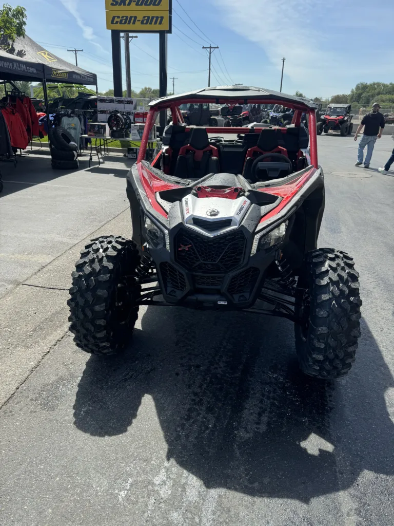 2024 CAN-AM 0 UTV Ontario OR 4C229 4