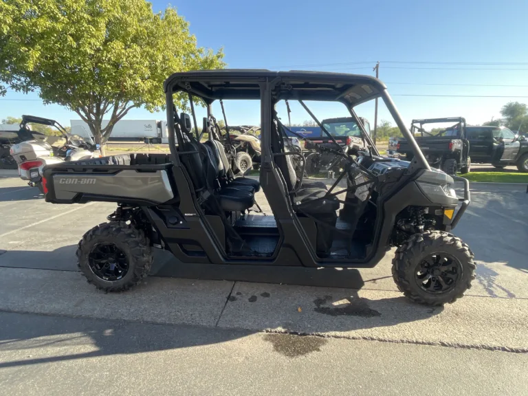 2024 CAN-AM 0 UTV Ontario OR 4C111 5