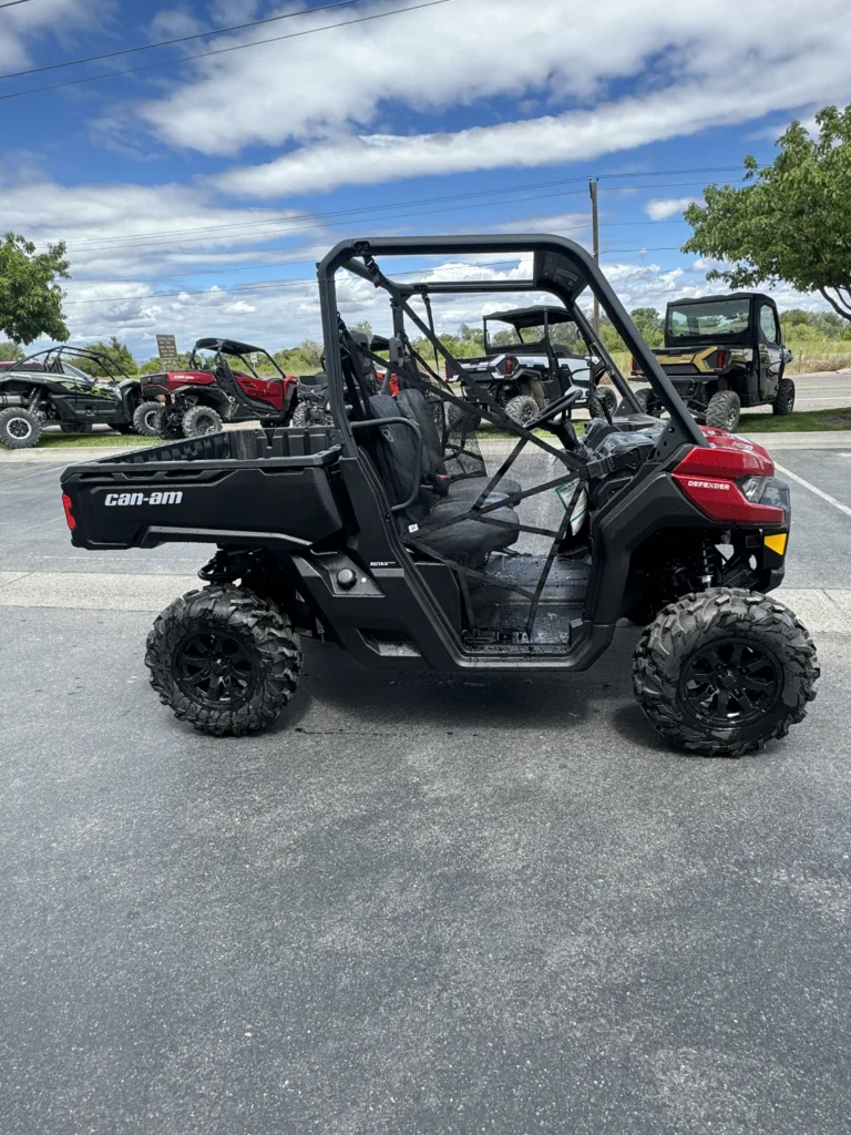 2024 CAN-AM 0 UTV Ontario OR 4C232 3