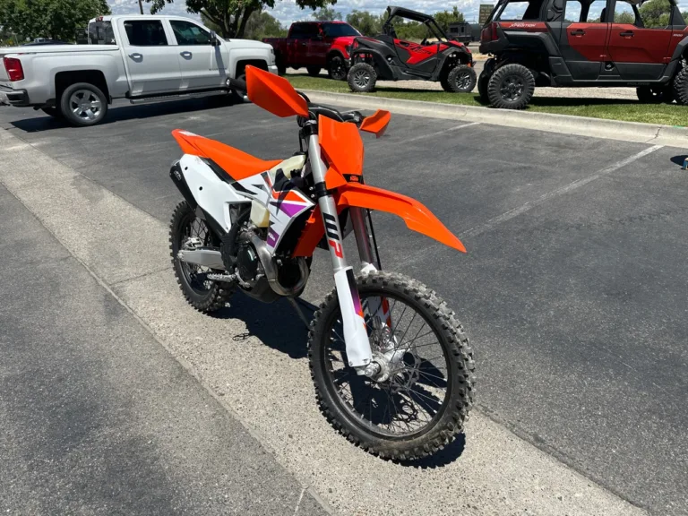 2024 KTM 0 MOTORCYCLE Ontario OR 4T127 7