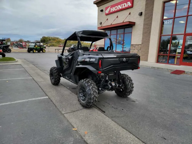 2024 CAN-AM 0 UTV Ontario OR 4C276 6