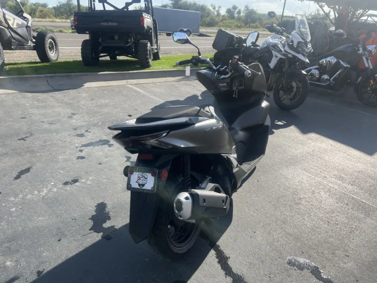 2023 HONDA 0 SCOOTER Ontario OR 3H332 6