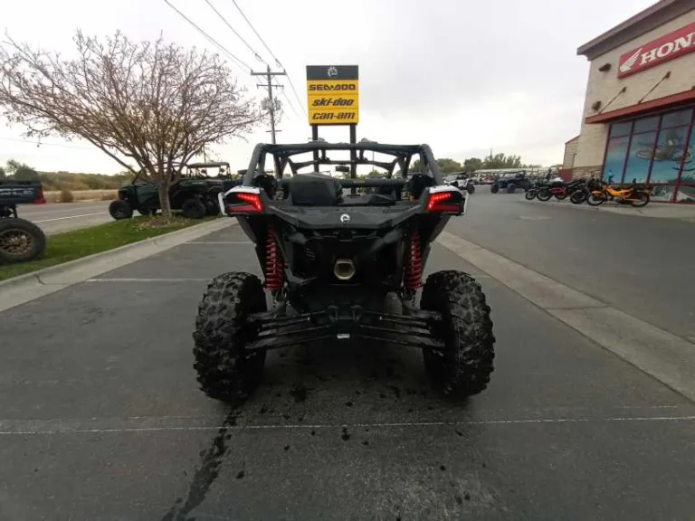 2025 CAN-AM 0 UTV Ontario OR 5C118 7