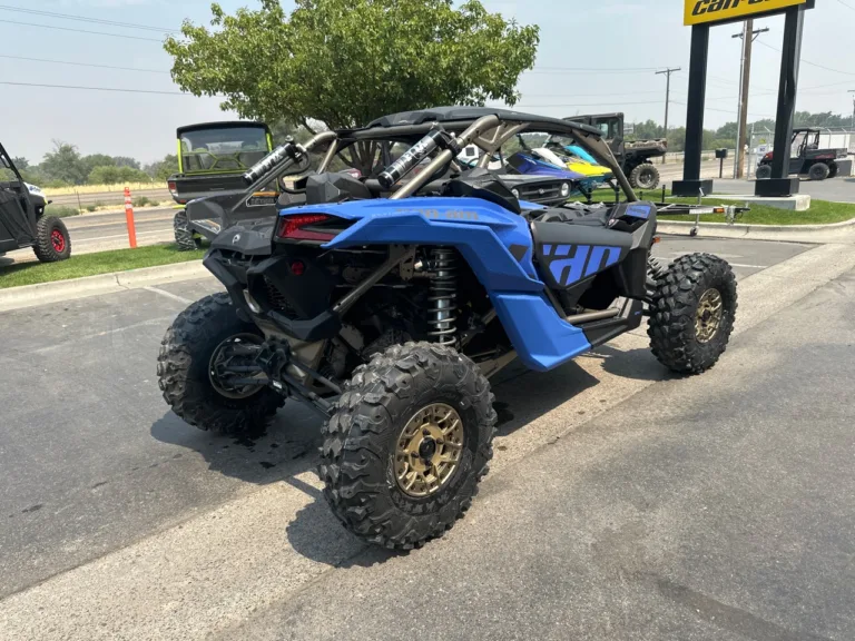 2024 CAN-AM 0 UTV Ontario OR 4C230 4