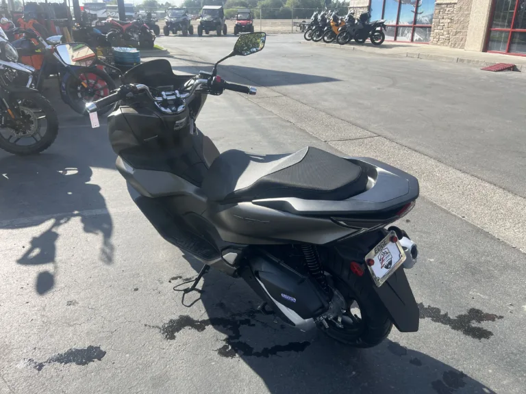 2023 HONDA 0 SCOOTER Ontario OR 3H332 8