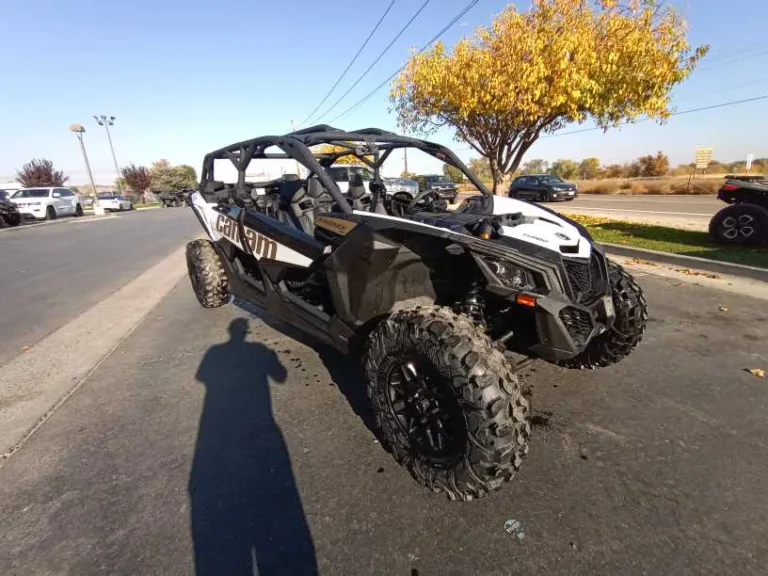 2024 CAN-AM 0 UTV Ontario OR 4C299 4