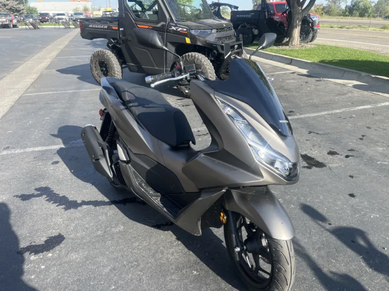 2023 HONDA 0 SCOOTER Ontario OR 3H332 4