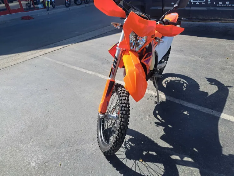 2024 KTM 0 MOTORCYCLE Ontario OR 4T175 6