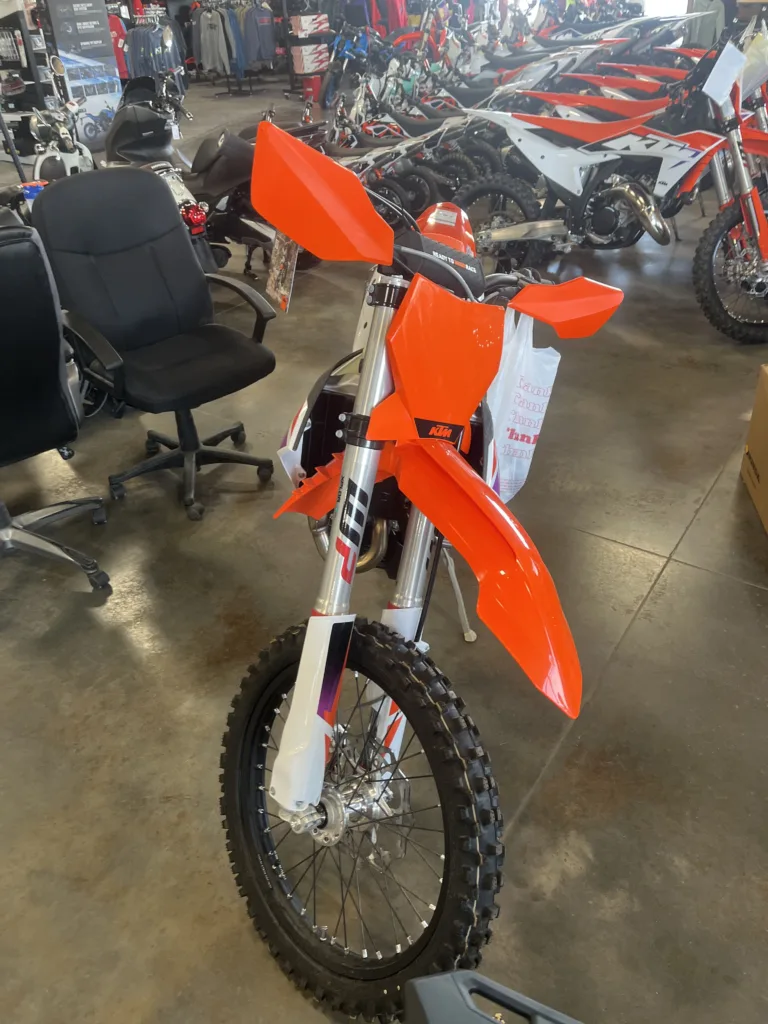 2024 KTM 0 MOTORCYCLE Ontario OR 4T176 4