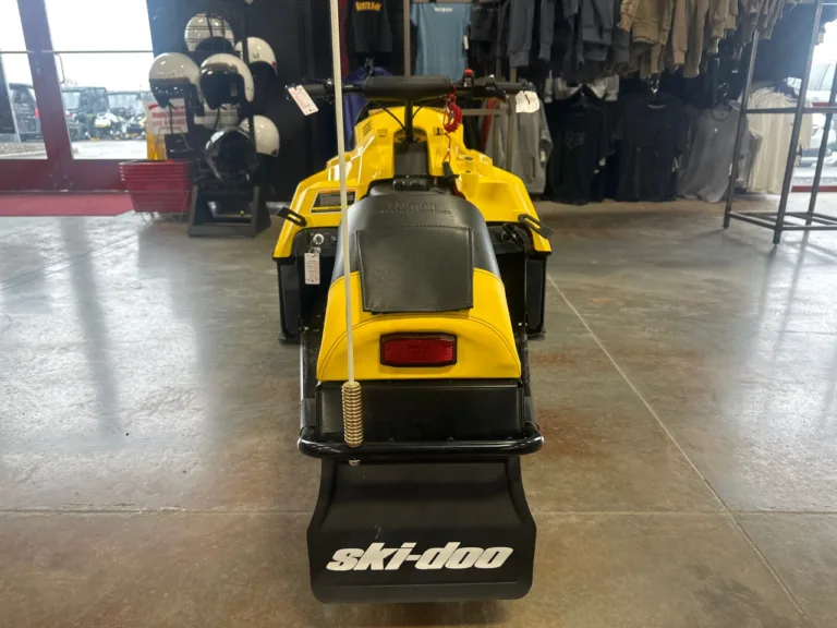 2024 SKI-DOO 0 SNOWMOBILE Ontario OR 4C143 8