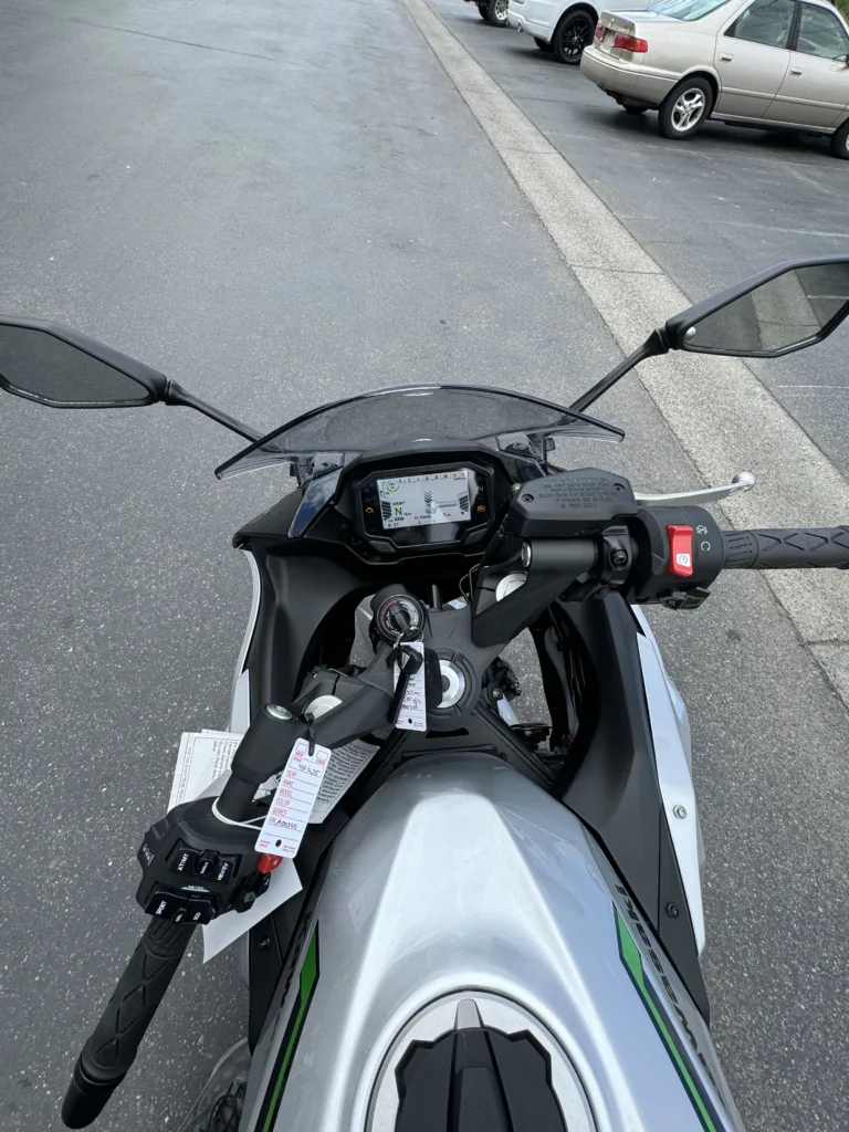 2024 KAWASAKI 0 MOTORCYCLE Ontario OR 4K235 5