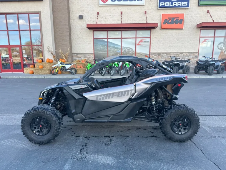 2018 CAN-AM 5728 UTV Ontario OR 4C2081 2