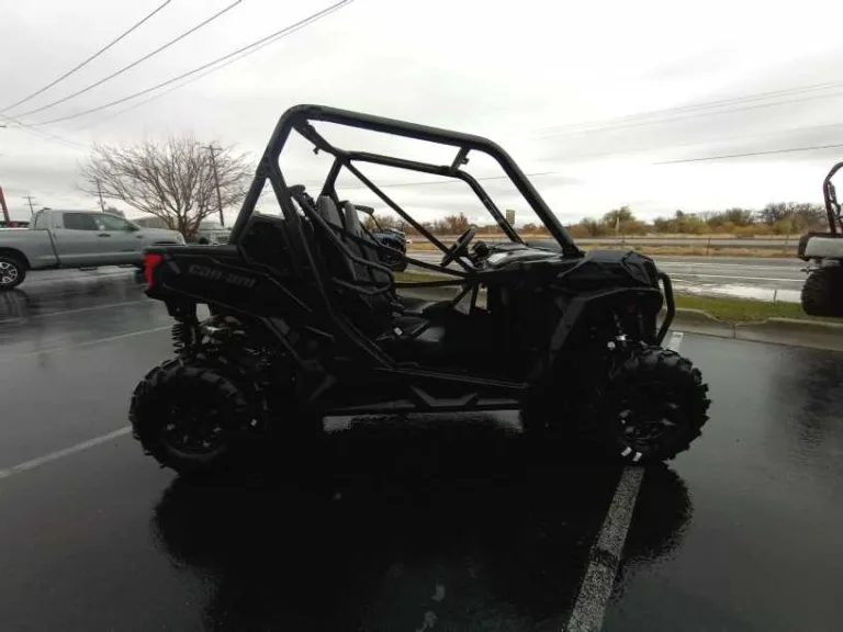 2025 CAN-AM 0 UTV Ontario OR 5C117 5