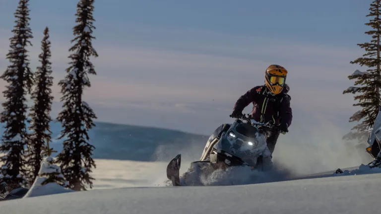 2025 SKI-DOO 0 SNOWMOBILE Ontario OR 5C196 3