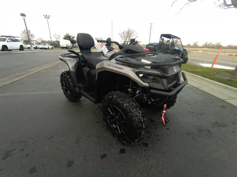 2025 CAN-AM 0 ATV Ontario OR 5C181 5