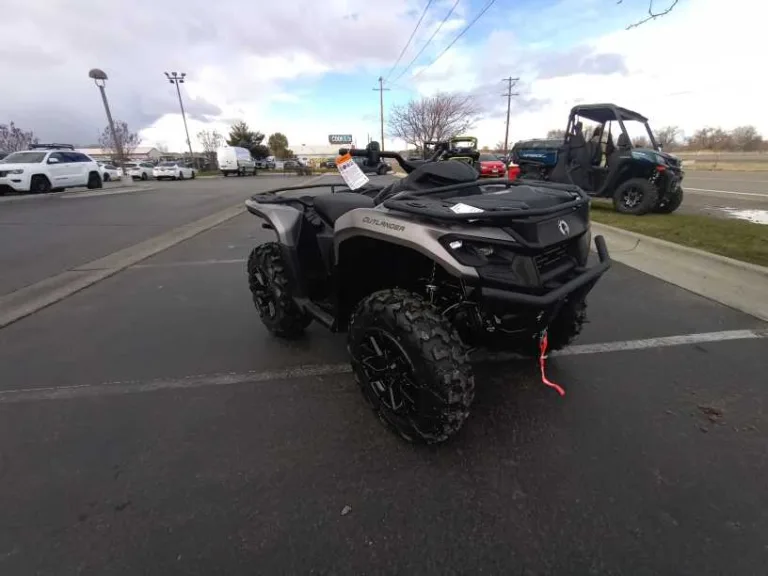 2025 CAN-AM 0 ATV Ontario OR 5C175 4