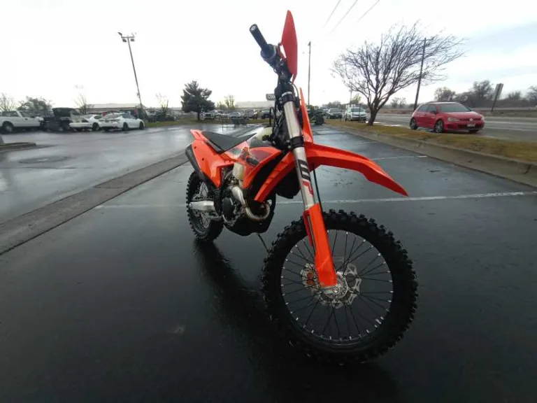 2025 KTM 0 DIRT BIKE Ontario OR 5T106 5