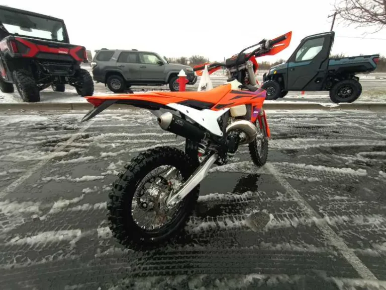 2024 KTM 0 MOTORCYCLE Ontario OR 4T162 7