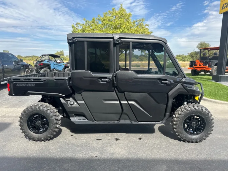 2025 CAN-AM 0 UTV Ontario OR 5C219 6