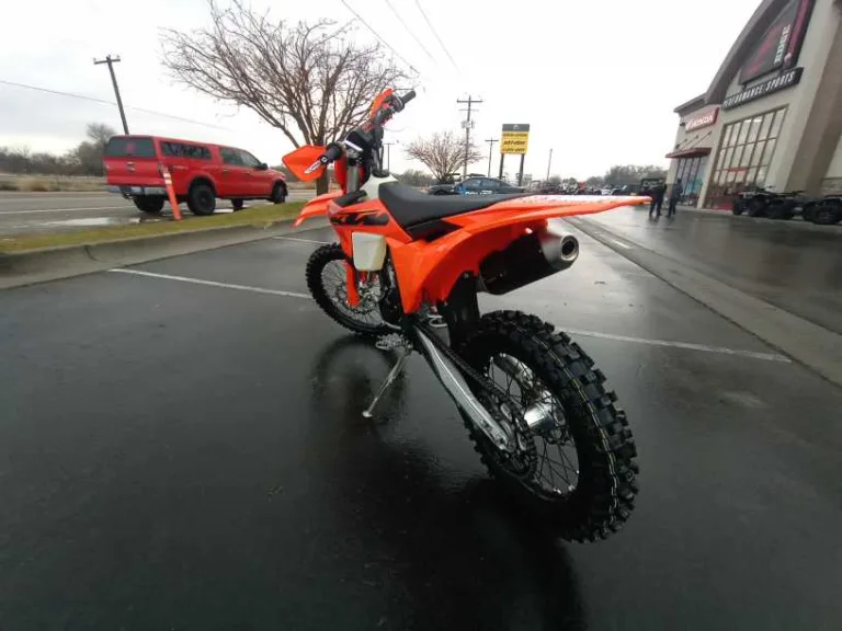 2025 KTM 0 DIRT BIKE Ontario OR 5T106 9