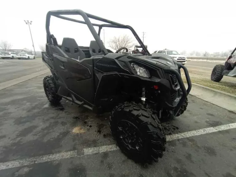 2025 CAN-AM 0 UTV Ontario OR 5C116 4