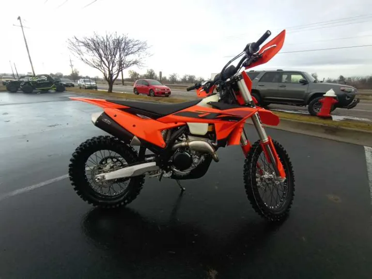 2025 KTM 0 DIRT BIKE Ontario OR 5T106 6